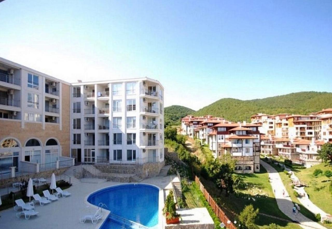 Menada Galateya Apartments Sveti Vlas Exterior photo